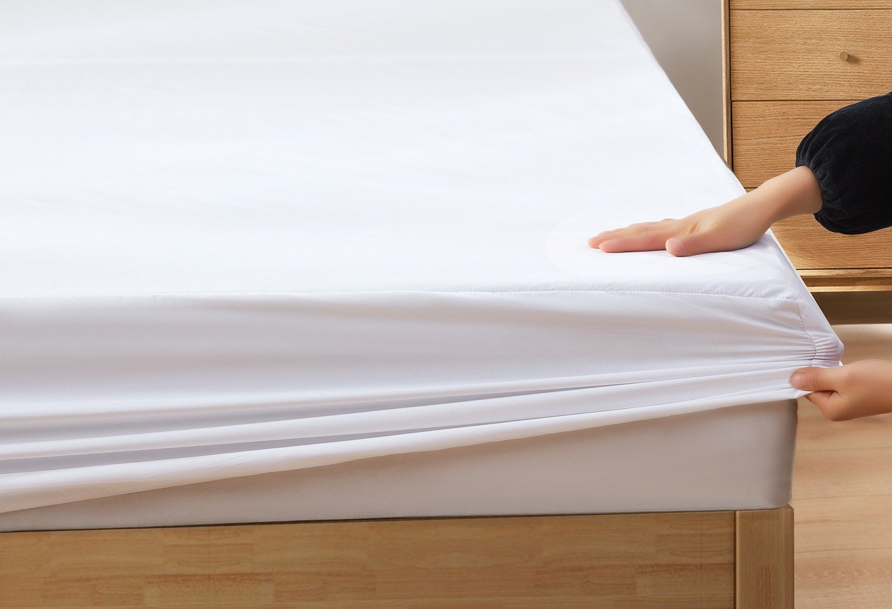 bed-sheet-g79c435cbd_1280
